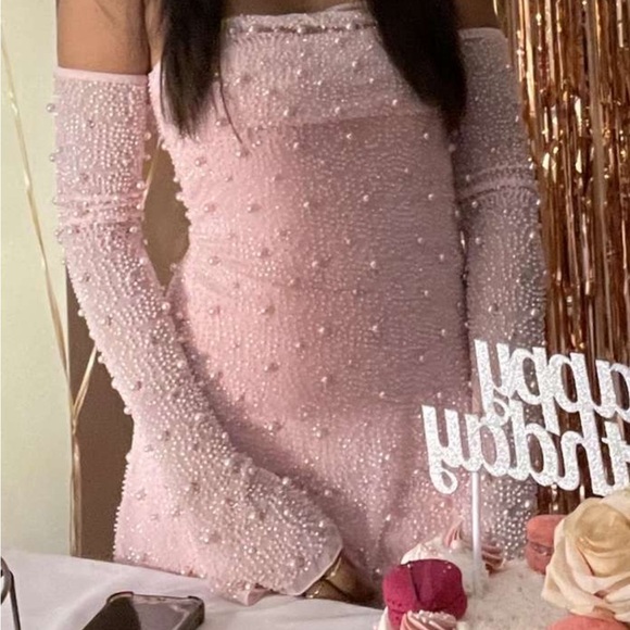 Dresses & Skirts - Elegant Pink Beaded Off-Shoulder Dress